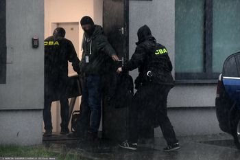 Przeszukania w 6 szpitalach na Mazowszu. Jest komunikat CBA