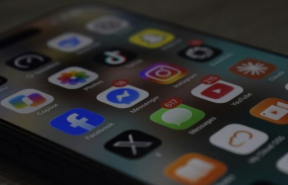 Apple zmieni zasady w Polsce. Nowe komunikaty w iPhone’ach i iPadach