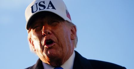 Trump bagatelizuje koszty wojny. "Ceny ropy runą, jak tylko to się skończy"