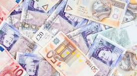 Kursy walut NBP 15.04.2020 Środowy kurs euro, funta, dolara i franka szwajcarskiego 