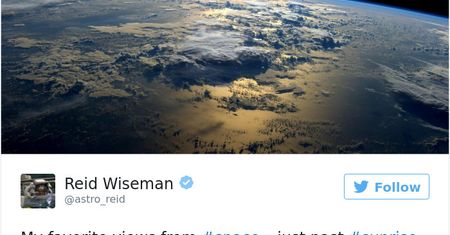 Kosmiczne zdjęcia w tweetach Reida Wisemana