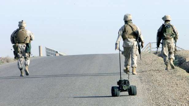 Pogrzeb robota. Żołnierze zaczęli traktować maszyny jak towarzyszy broni 1