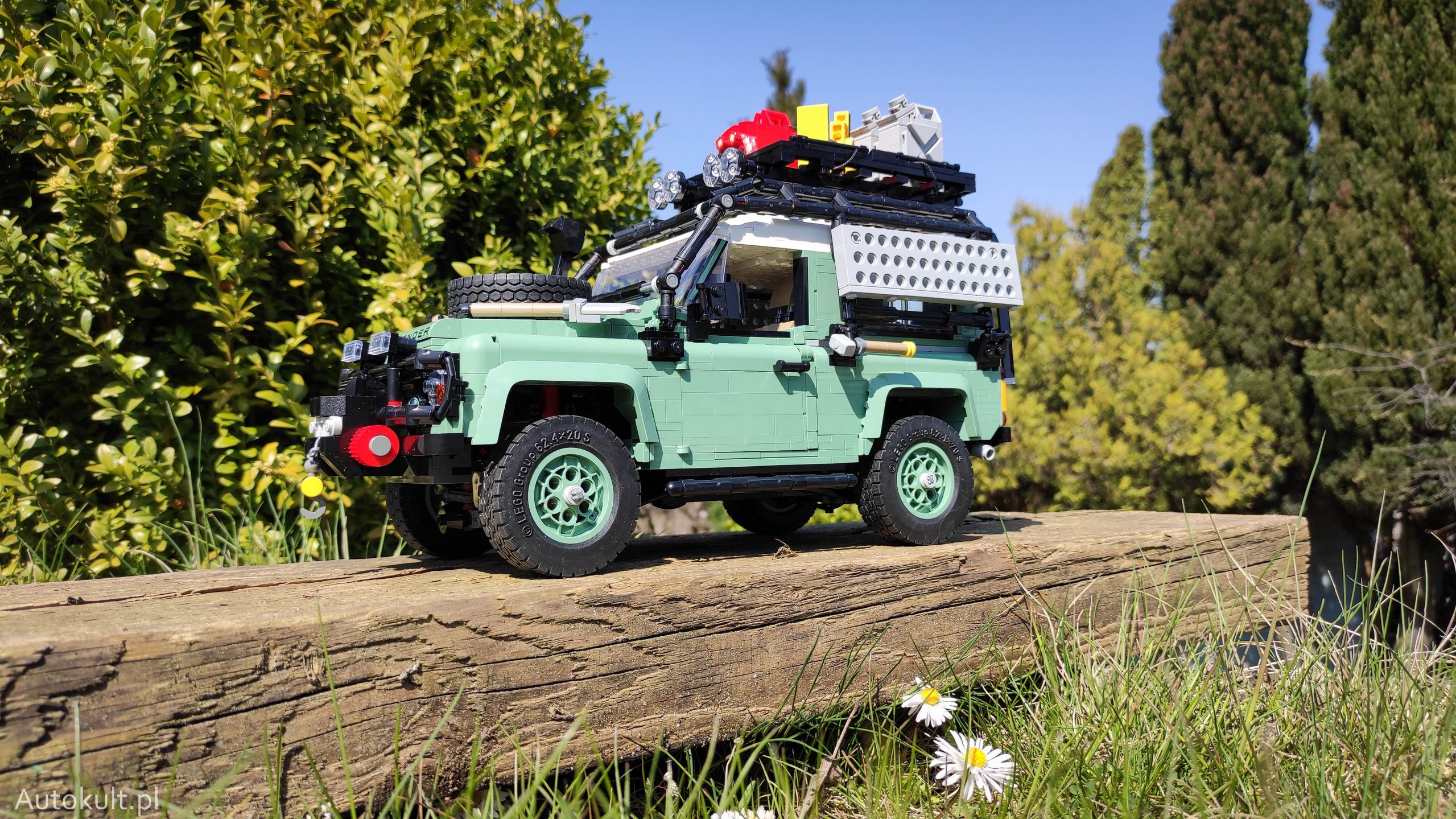 Land Rover Defender Classic 90 Lego Icons