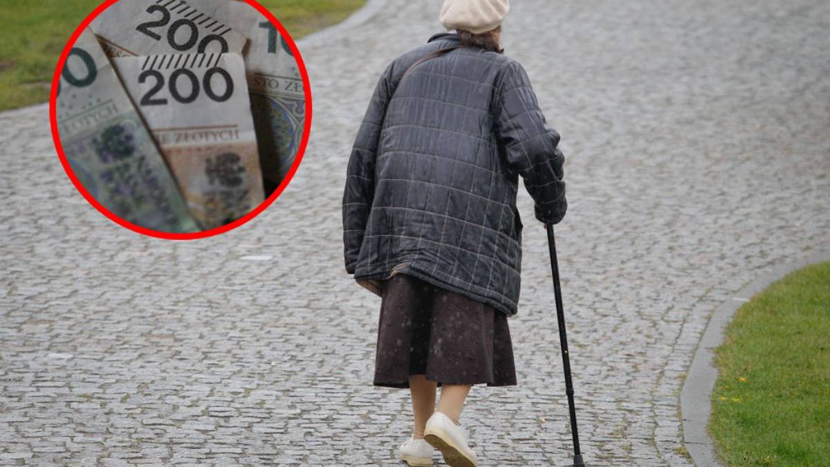 Daily Life in Bydgoszcz, Poland
An elderly woman is seen walking in the rain on the Mill Island in Bydgoszcz, Poland on 6 May, 2017. (Photo by Jaap Arriens/NurPhoto via Getty Images)
NurPhoto
Health, Lifestyle, Old, Woman, age, ageing, coat, cold, elderly, pensioen, pension, support, walking, walking stick