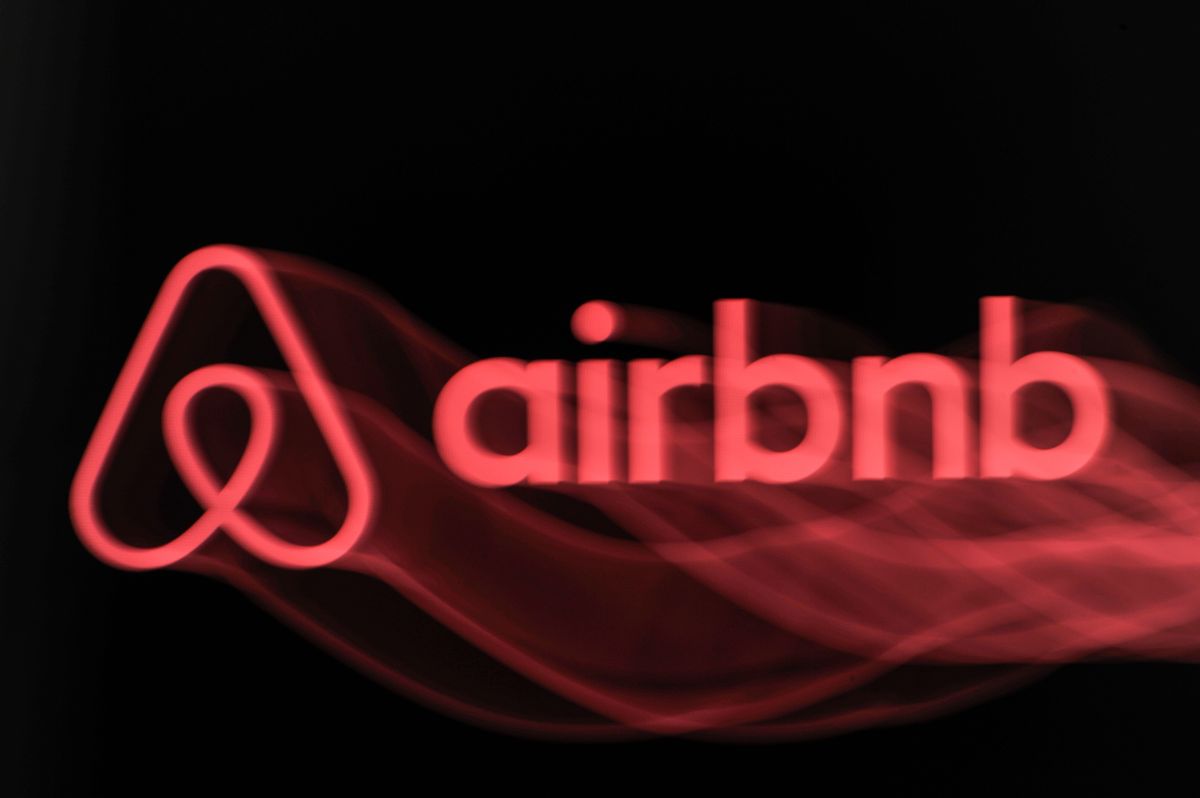 До кінця року Airbnb надає українцям безкоштовне тимчасове житло в Європі 