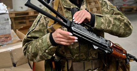 Ukraińskie żołnierki bez odpowiedniego sprzętu. Nie ma nawet bielizny