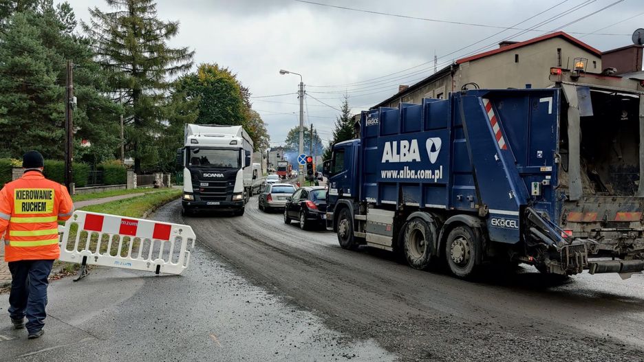 Dąbrowa Górnicza. Na ul. Strzemieszyckiej kierowcy napotkają na duże utrudnienia.