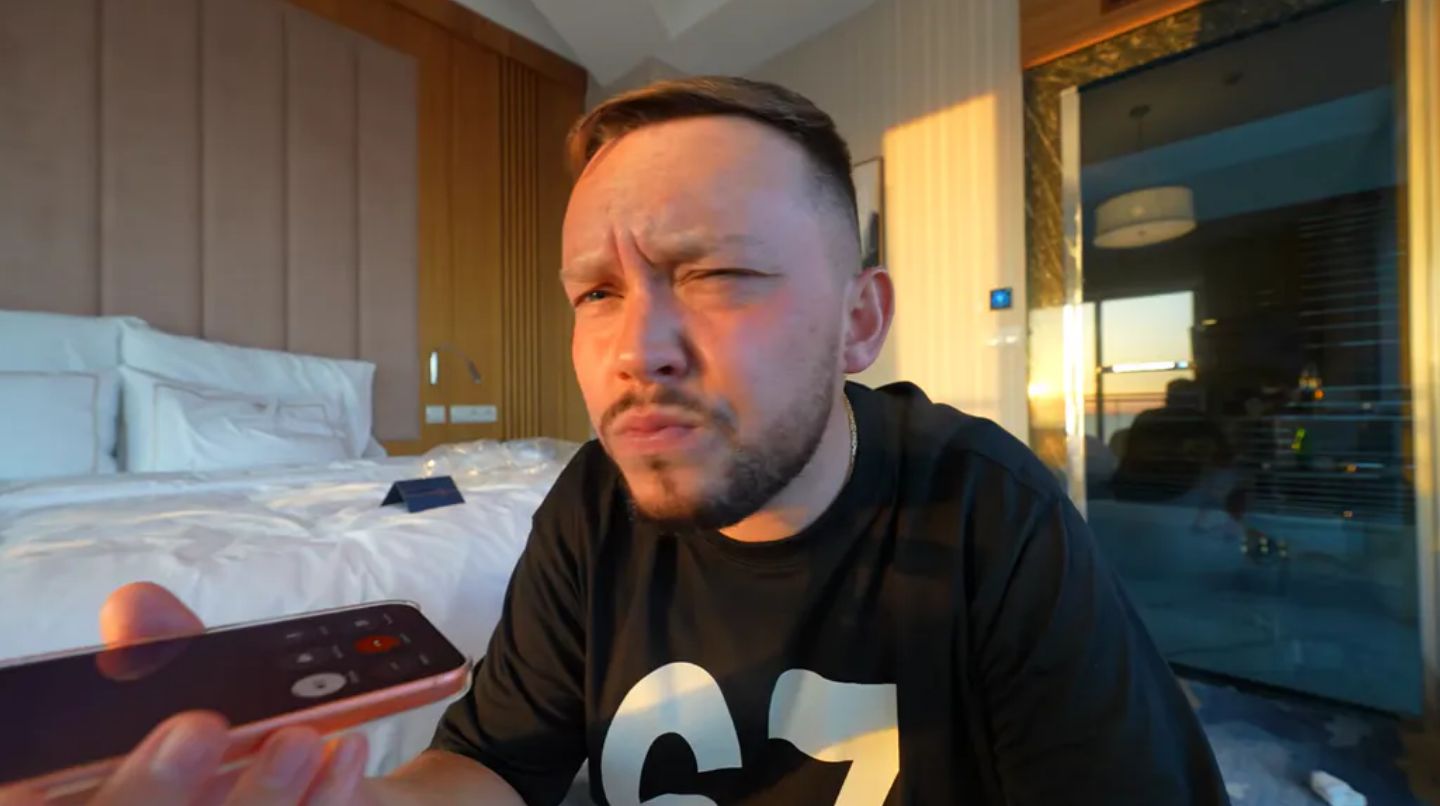 Książulo relacjonuje pobyt w Hotelu Gołębiewskim w Pobierowie
