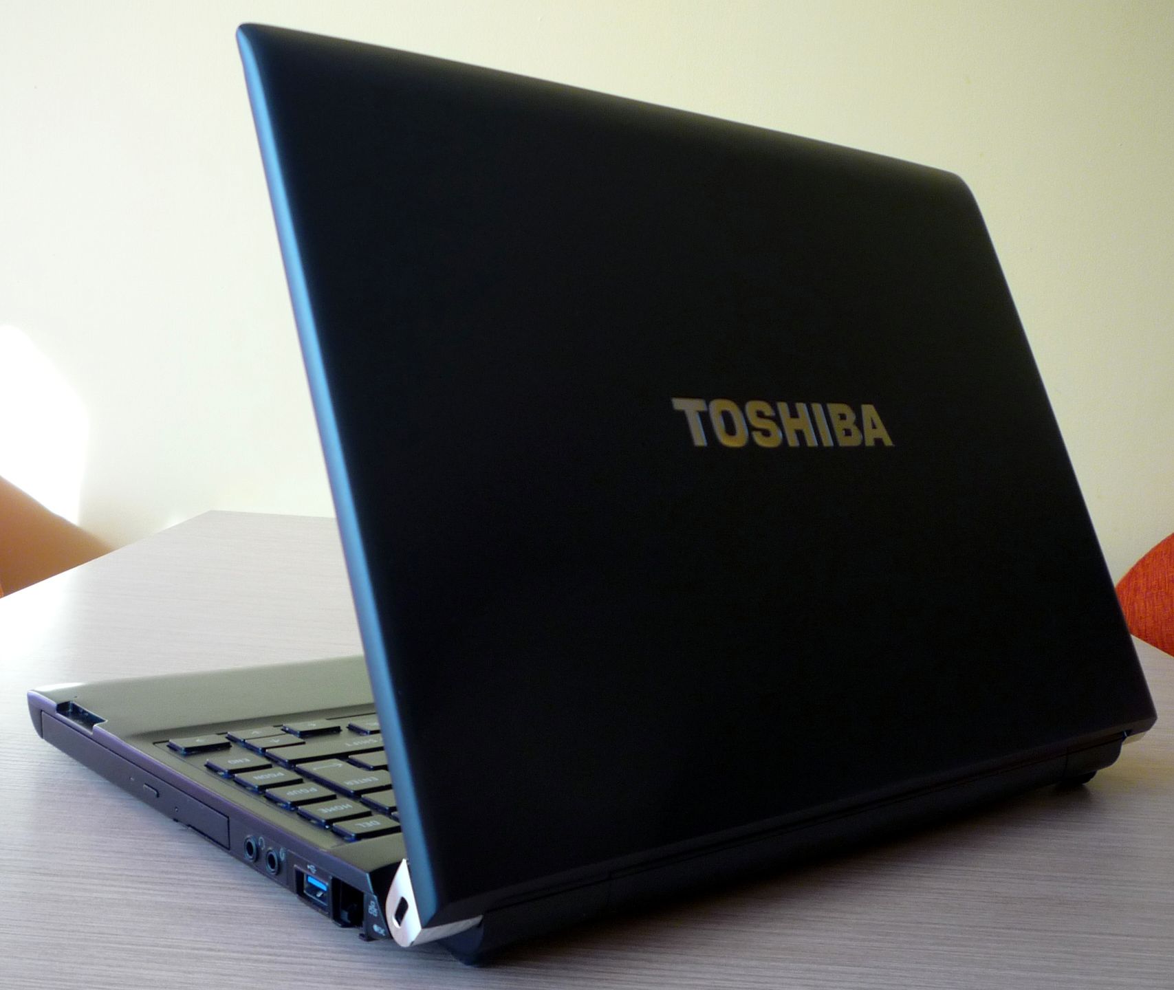 Toshiba Portégé R830 - biznes w kieszeni [test] 3