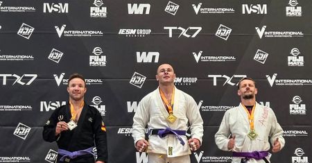 Złoto dla Watahy! Marcin Malesa triumfuje na zawodach brazylijskiego jiu-jitsu w Warszawie!
