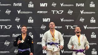 Złoto dla Watahy! Marcin Malesa triumfuje na zawodach brazylijskiego jiu-jitsu w Warszawie!