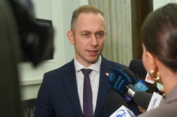 Tomczyk mówił o dronach. Wspomniał o Miedwiediewie i Pieskowie