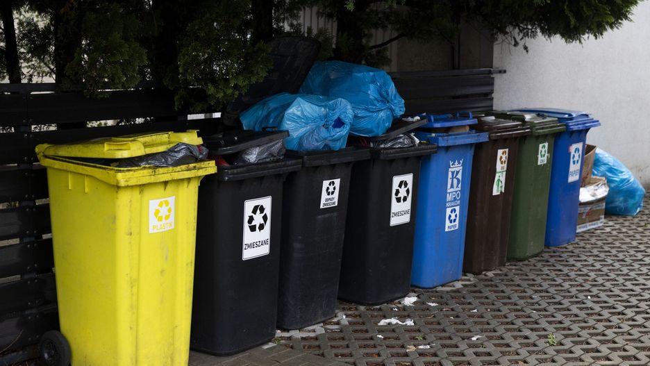 Nowa opłata dla osób segregujących odpady może wynieść aż 35 zł za mieszkańca.