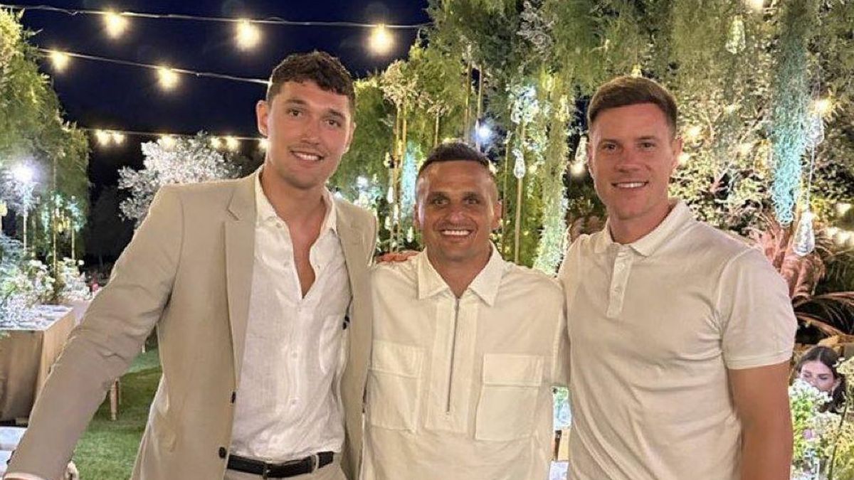 Od lewej: Andreas Christensen, Sławomir Peszko i Marc-Andre ter Stegen