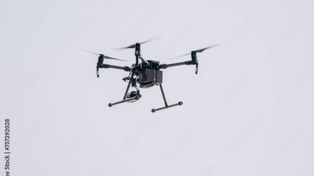 Stary Sącz: Policyjny dron nad miastem. Mundurowi wystawili 33 mandaty i trzy wnioski do sądu