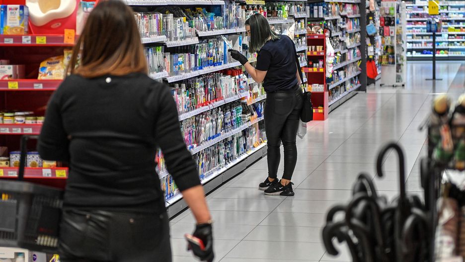 Koronawirus. Wrocław. Sanepid szuka klientów sklepu w Moczydlnicy Dworskiej