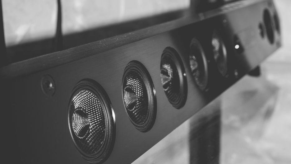 Dobry soundbar doskonale sprawdzi się w małych pomieszczeniach