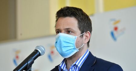 Odmrażanie gospodarki nie pomaga. Wpływy z PIT 2019 znacznie niższe niż przed rokiem. Rafał Trzaskowski alarmuje