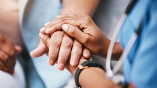 Częstochowa: Zastrzyk Zdrowia. "Rodzina zderza się z chorobą i jest zagubiona". Anna Nowakowska podpowiada, gdzie szukać pomocy po hospitalizacji