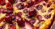 Clafoutis z czereśniami. Ten deser musisz przygotować w czerwcu