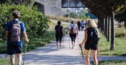 Poznańscy seniorzy aktywnie latem – POSiR zaprasza na zajęcia za symboliczną złotówkę