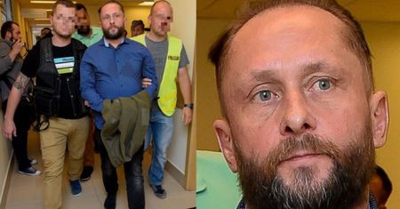 Spocony Kamil Durczok został doprowadzony na posiedzenie aresztowe. "Częściowo przyznał się do winy"