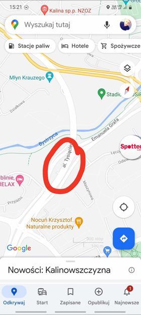 zdjęcie gdzie pali się auto