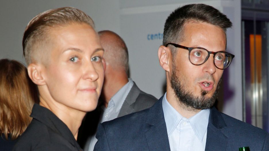Karolina Szaciłło z mężem Maciejem