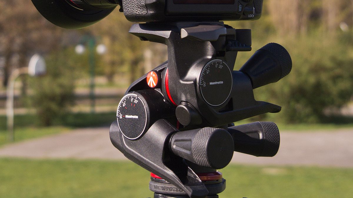 Ładna para od Manfrotto, czyli głowica XPRO-3WG na najnowszym statywie 055 [test] 1