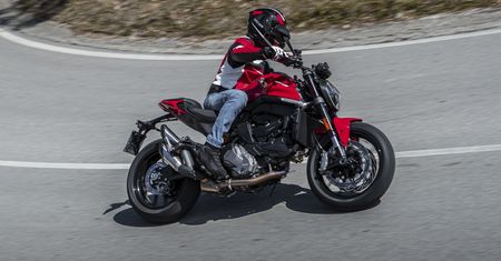 Na elektryczne motocykle Ducati poczekamy. Włosi mają inny pomysł