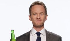 Neil Patrick Harris nie chce oddać pieniędzy w reklamach Heinekena (wideo)