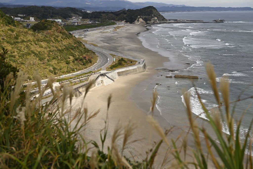 Japonia: Zagrożenie falami tsunami. Ewakuowano blisko 100 tysięcy osób
