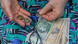 Masz 60 lat? Koniecznie wyrób tę kartę. Zniżki będą znaczne