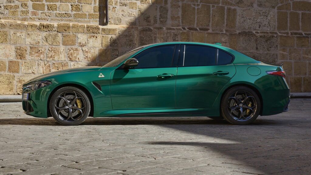 Alfa Romeo Giulia i Stelvio Quadrifoglio