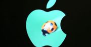 Zhakuj świecące logo w MacBooku