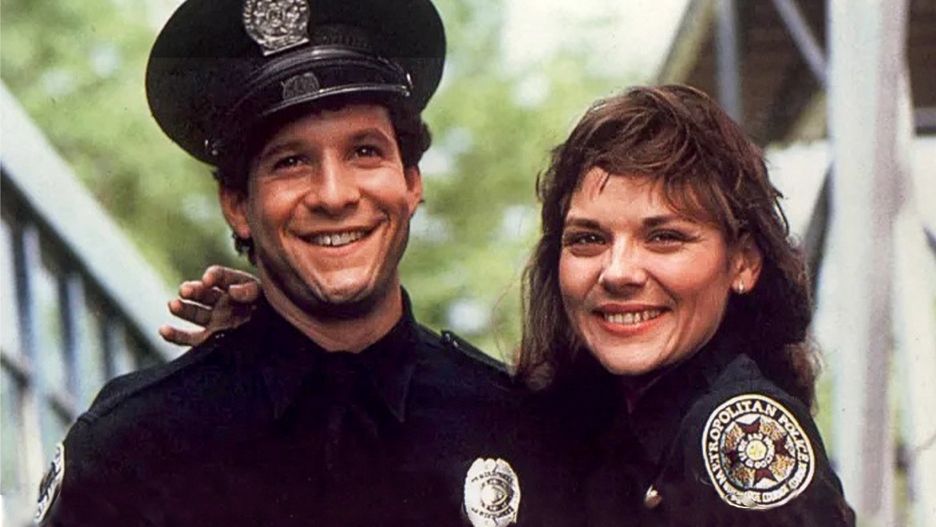 Steve Guttenberg w filmie "Akademia Policyjna"