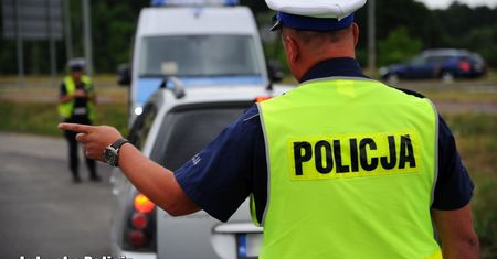 Rząd dzieli kierowców na dwie grupy. "Stare zasady i po roku kasacja"