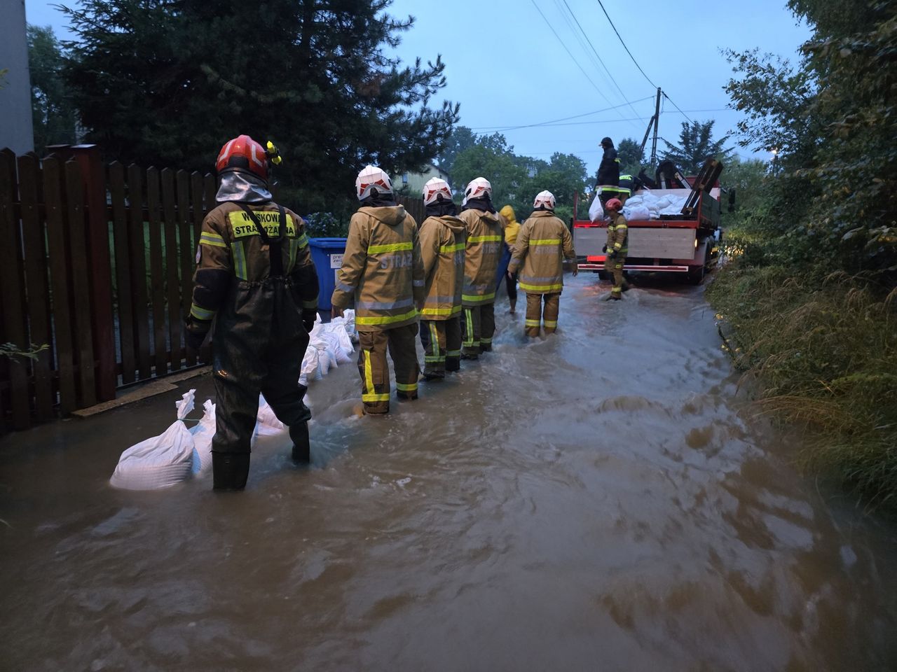 Trudna sytuacja na Śląsku. Ponad 350 interwencji strażaków