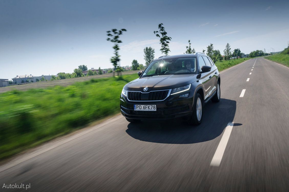 Na drodze krajowej dobry diesel może spalić niewiele mniej niż na autostradzie. Pod warunkiem, że ma przekładnię o długich przełożeniach.