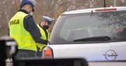 Wieruszów: Był pijany, poszukiwany i przewoził dzieci