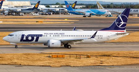 LOT rośnie w siłę. Gigant dostarczył ostatni samolot