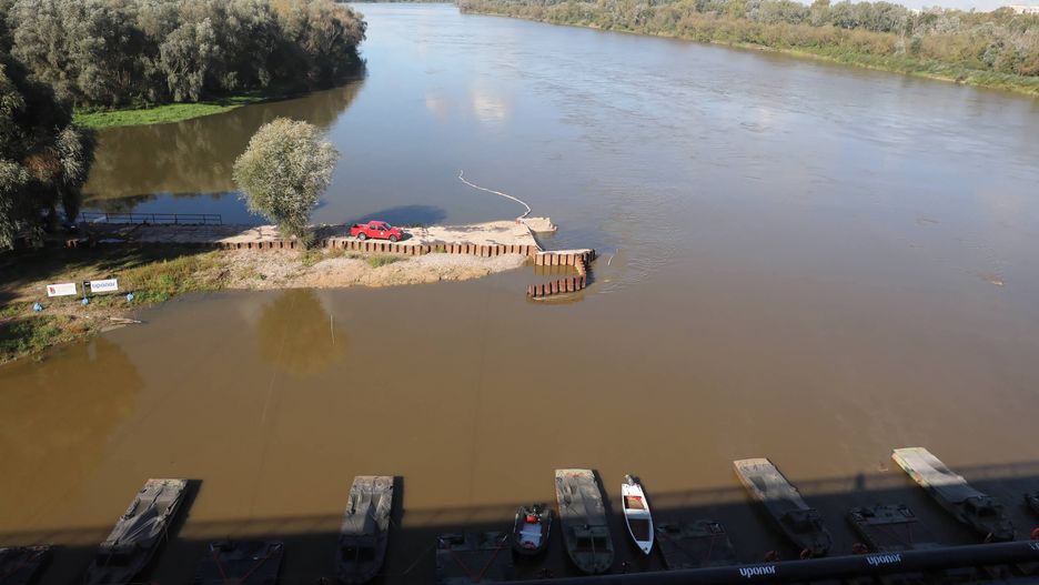 Warszawa. Kończą się prace związane z drugim przewiertem pod Wisłą