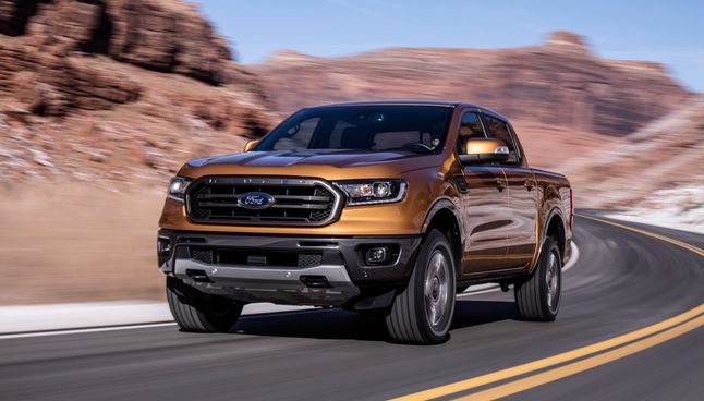 Jednak ten wzrost popularności w USA sprawił, że Ford wziął Rangera na warsztat i opracował zmiany konstrukcyjne oraz poddał testom obciążeniowym, podobnym jakie przygotowano dla F-150 - prawdziwej maszyny roboczej. Również zdolności terenowe, które dla amerykańskiego klienta nie są bez znaczenia, zostały poddane nowym próbom. Auto jest lepiej wyposażone pod kątem ochrony mechanizmów podwozia i dostało system Terrain Management System, oferowany do tej pory w drapieżnym F-150 Raptorze.
