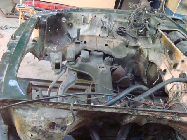 Mercedes 450 SL (R107) - wyjęcie silnika 13