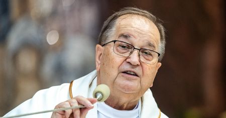 O. Paweł Gużyński o Tadeuszu Rydzyku: chłopek-roztropek polskiego Kościoła