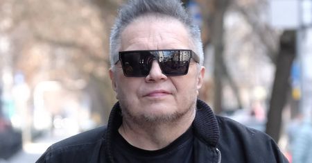 Muniek Staszczyk alarmuje ws. opętania. "Ludźmi rzuca, LEWITUJĄ"