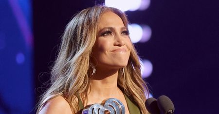 iHeartRadio Music Awards 2022. Jennifer Lopez bryluje na gali w TRZECH KREACJACH (ZDJĘCIA)