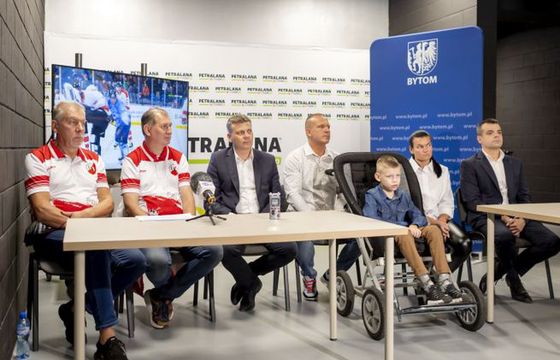 Hokejowa Reprezentacja Artystów Polskich zmierzy się z drużyną TVN24