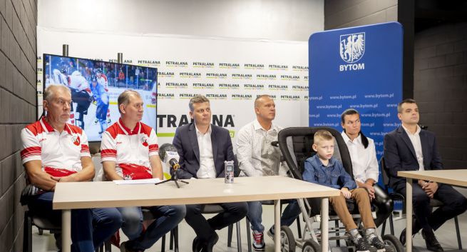 Hokejowa Reprezentacja Artystów Polskich zmierzy się z drużyną TVN24