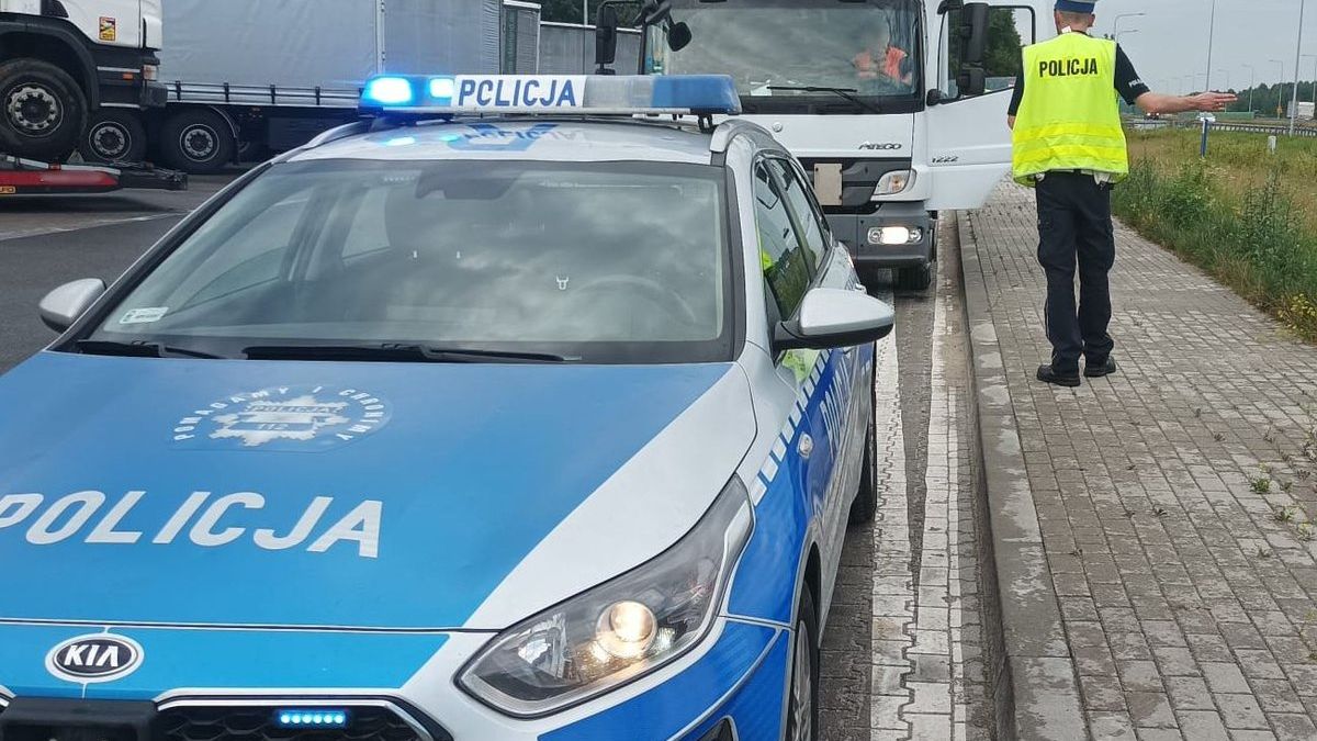 Policja kontrolowała kierowców ciężarówek